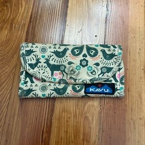 KAVU HTF Cozy Critters Wallet